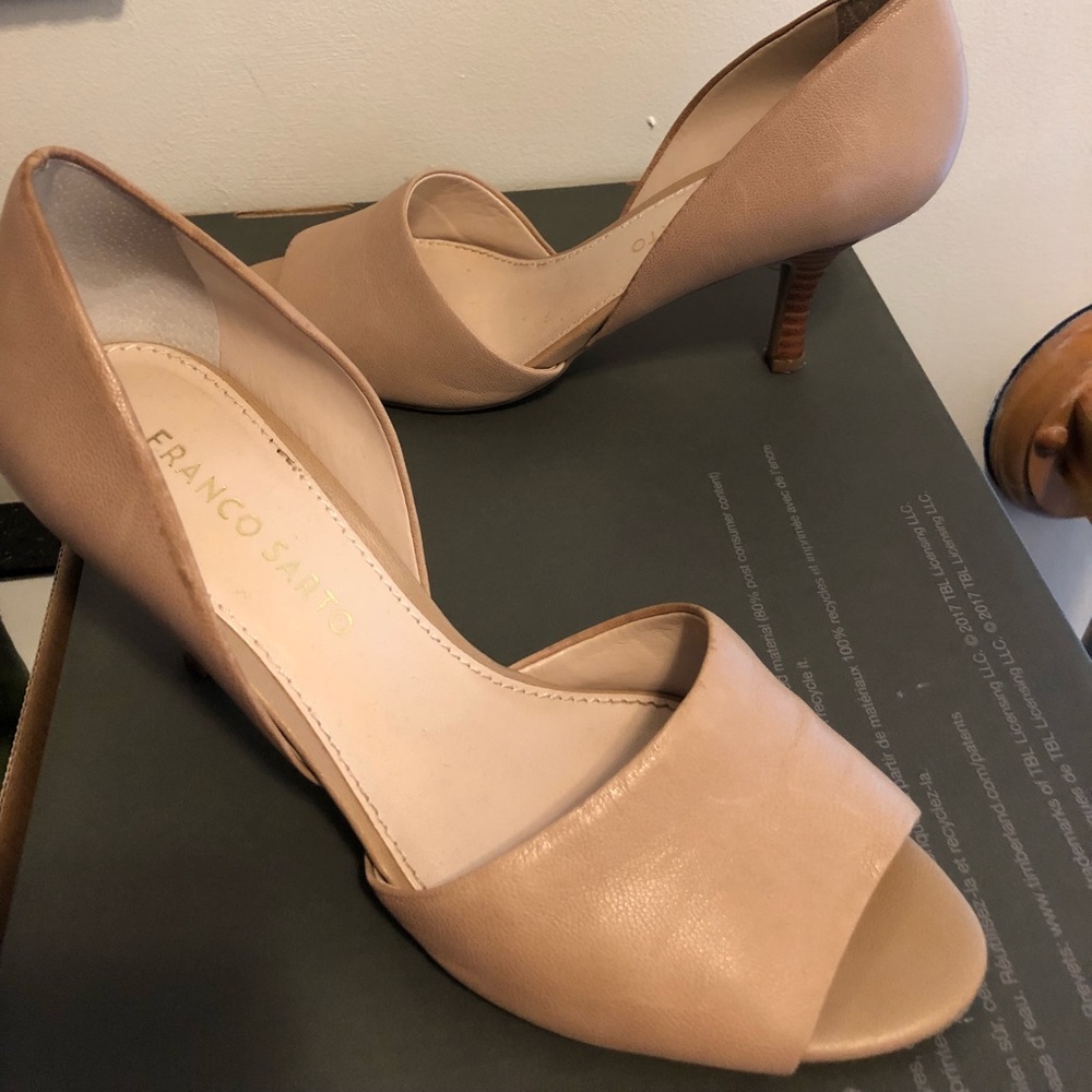 Beige Franco Sarto 2 1/2 inch beige peep toe.